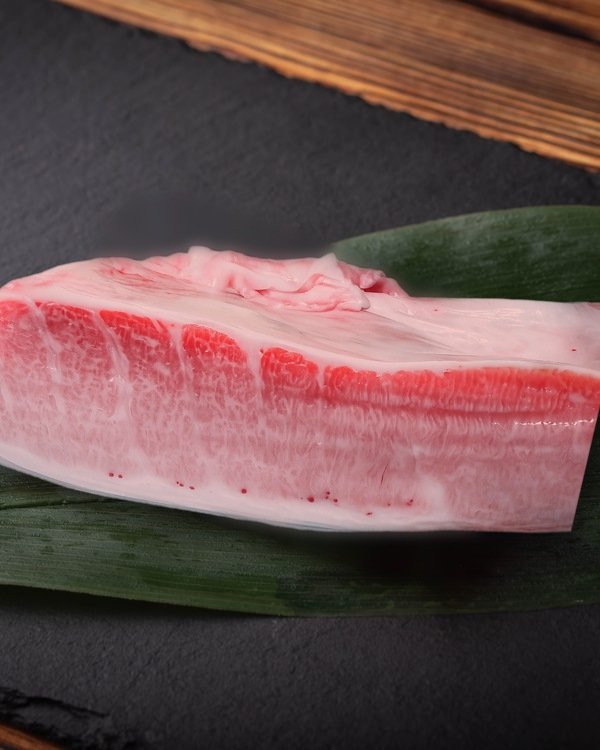 Same-day fish sourcing for live sushi catering in Los Angeles